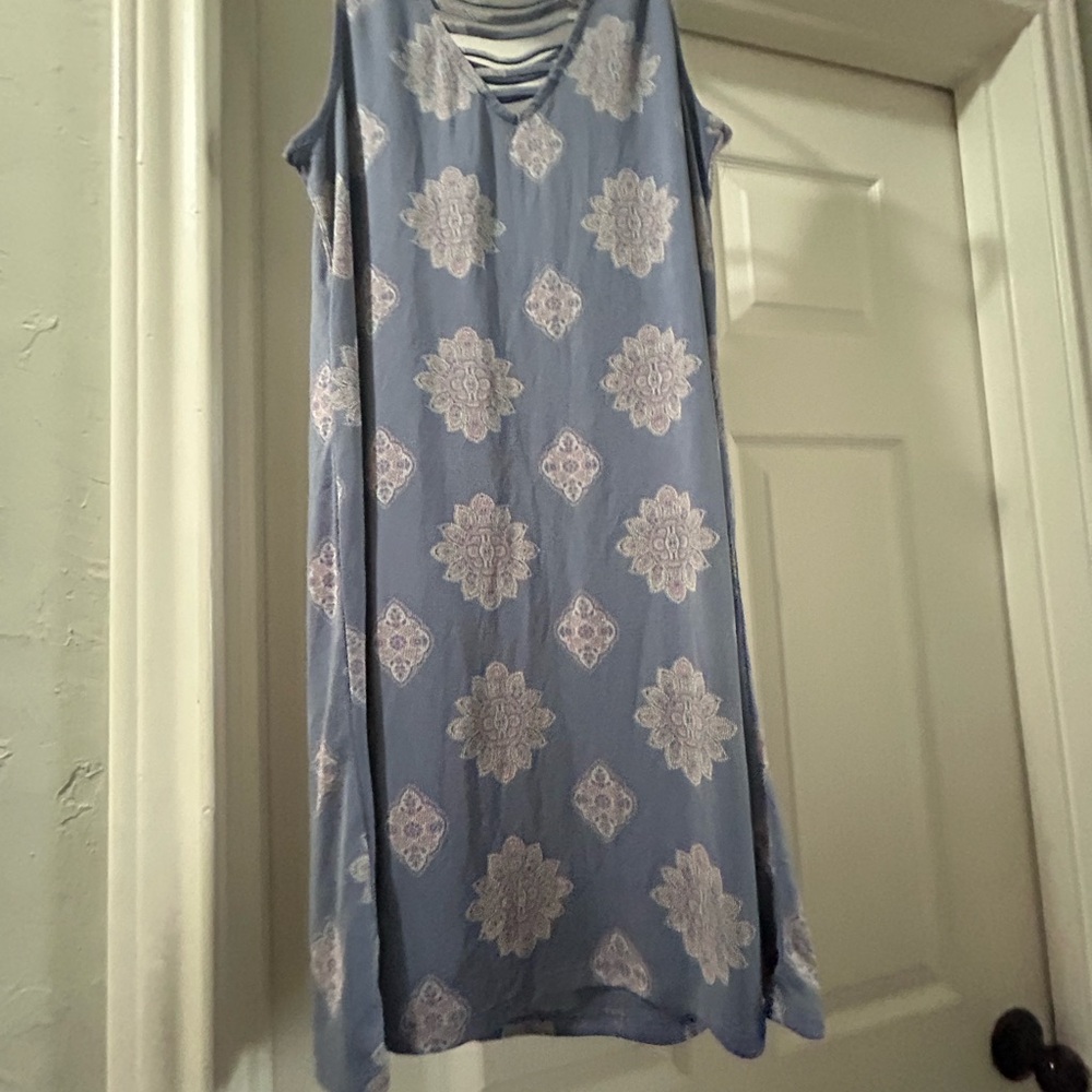Elegant Blue Patterned Dress